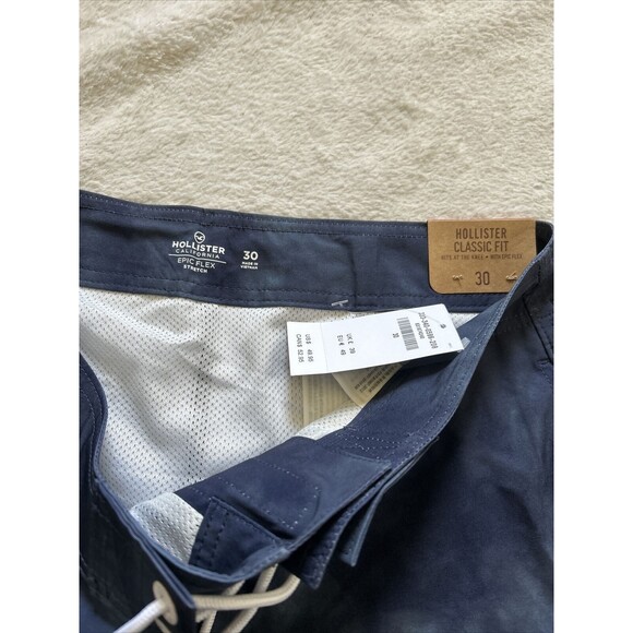 NWT Men’s Hollister Blue Classic Fit Epic Flex Size 30 Swim Trunks NEW - Picture 2 of 7